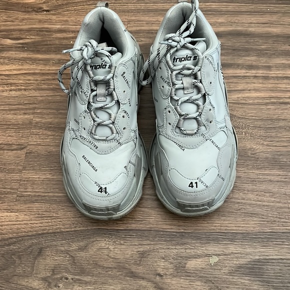 MEN GREY TRIPLE SOLE BALENCIAGA’S - Picture 2 of 7